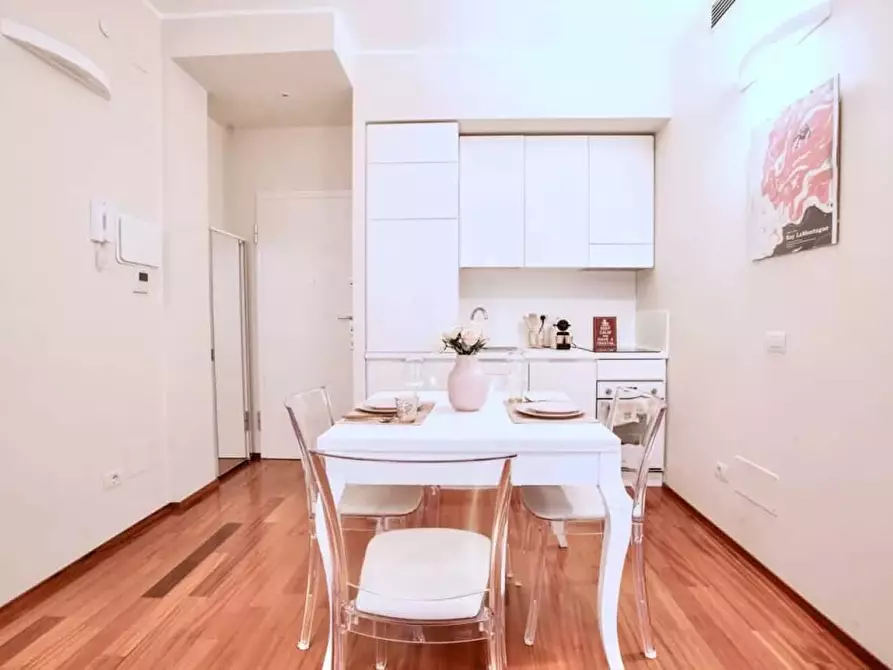 Immagine 10 di Appartamento in affitto  in Via Carlo Tenca7 a Milano