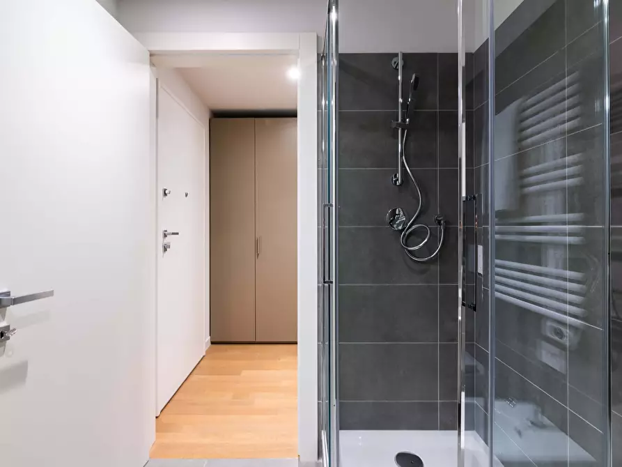 Immagine 10 di Appartamento in affitto  in Via Principe Eugenio3 a Milano