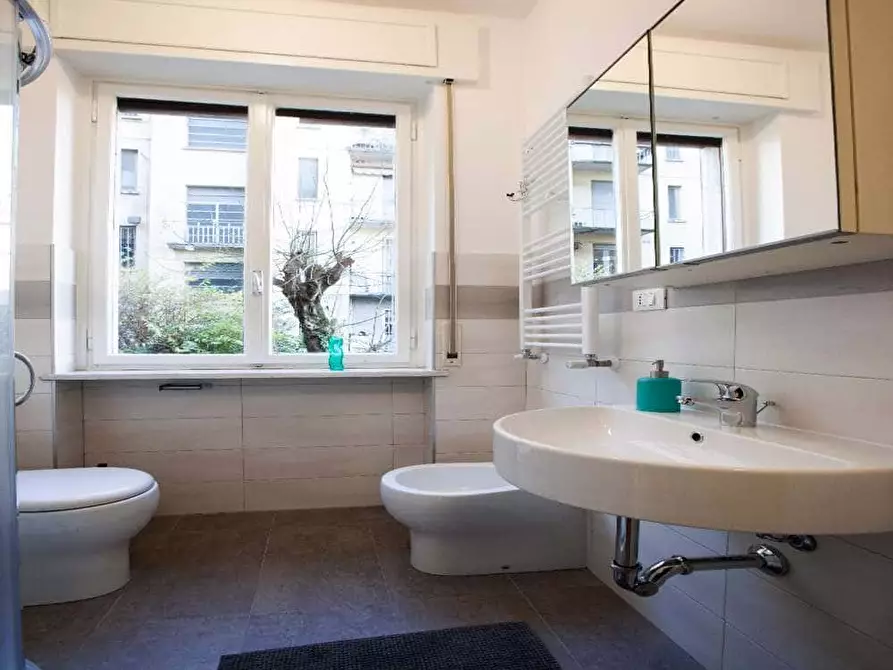 Immagine 13 di Camera in affitto  in Via Ravizza34 a Milano