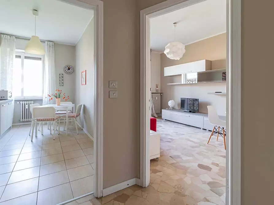 Immagine 13 di Appartamento in affitto  in Viale Teodorico19 a Milano