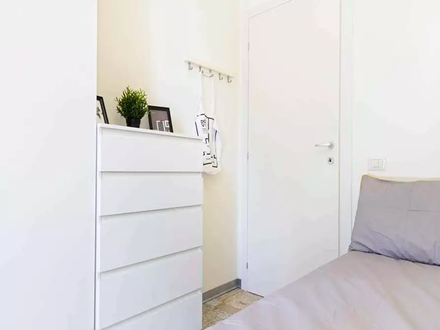 Immagine 6 di Camera in affitto  in Via delle Ande8 a Milano