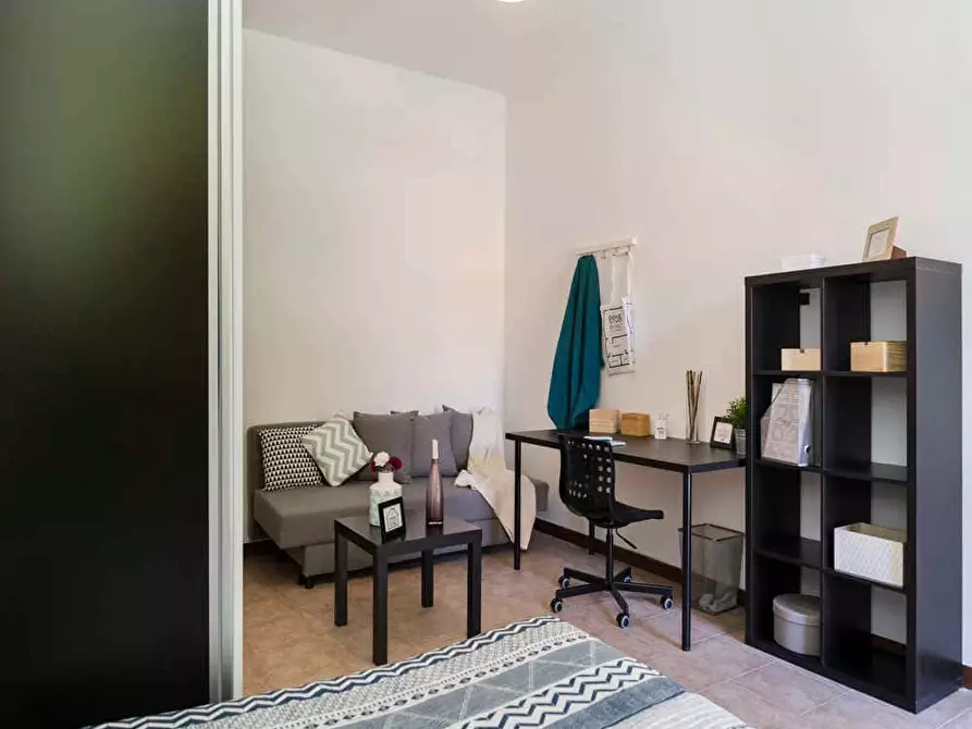 Immagine 4 di Camera in affitto  in Viale Giovanni Vicini20 a Bologna