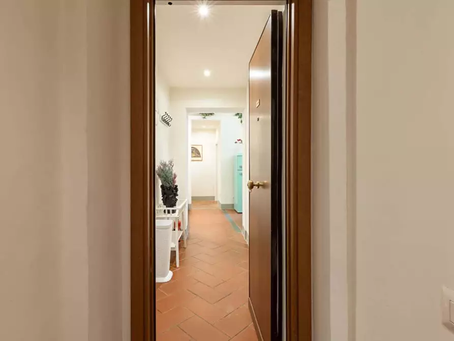 Immagine 5 di Appartamento in affitto  in Borgo Tegolaio9 a Firenze