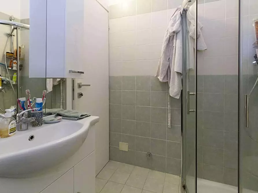 Immagine 10 di Camera in affitto  in Via Perugino a Milano