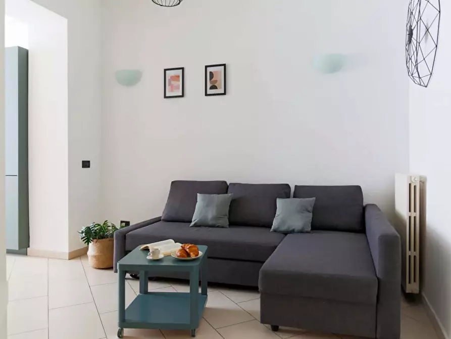 Immagine 33 di Appartamento in affitto  in Via Lazzaro Palazzi4 a Milano