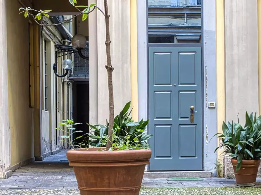 Immagine 36 di Appartamento in affitto  in Via Lecco a Milano