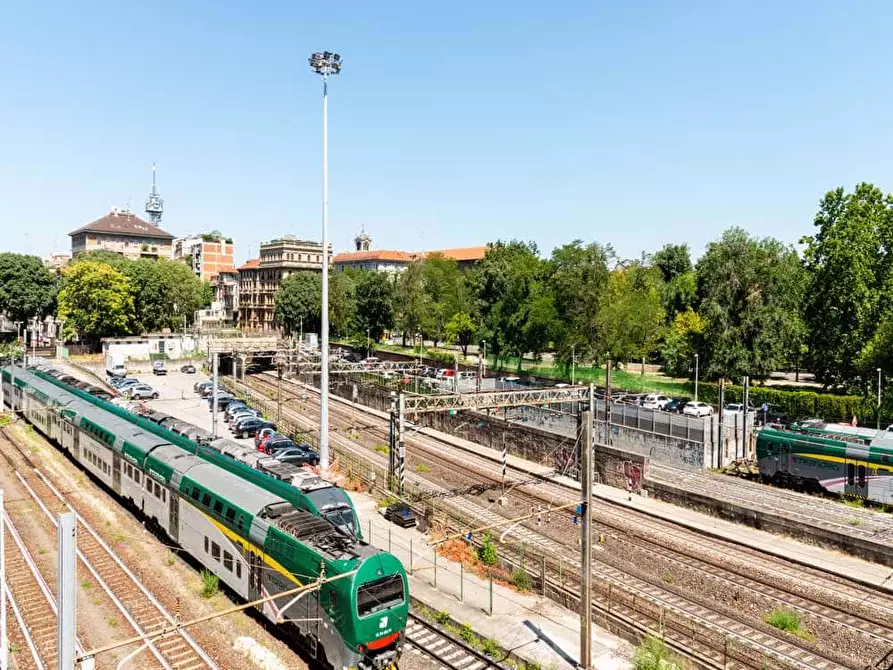 Immagine 12 di Camera in affitto  in Via Francesco Petrarca2 a Milano