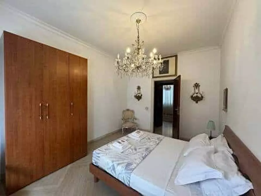 Immagine 21 di Appartamento in affitto  in Via dei Giornalisti15 a Roma