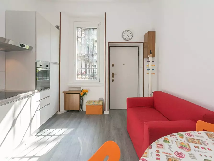 Immagine 10 di Appartamento in affitto  in Via Piero della Francesca8 a Milano