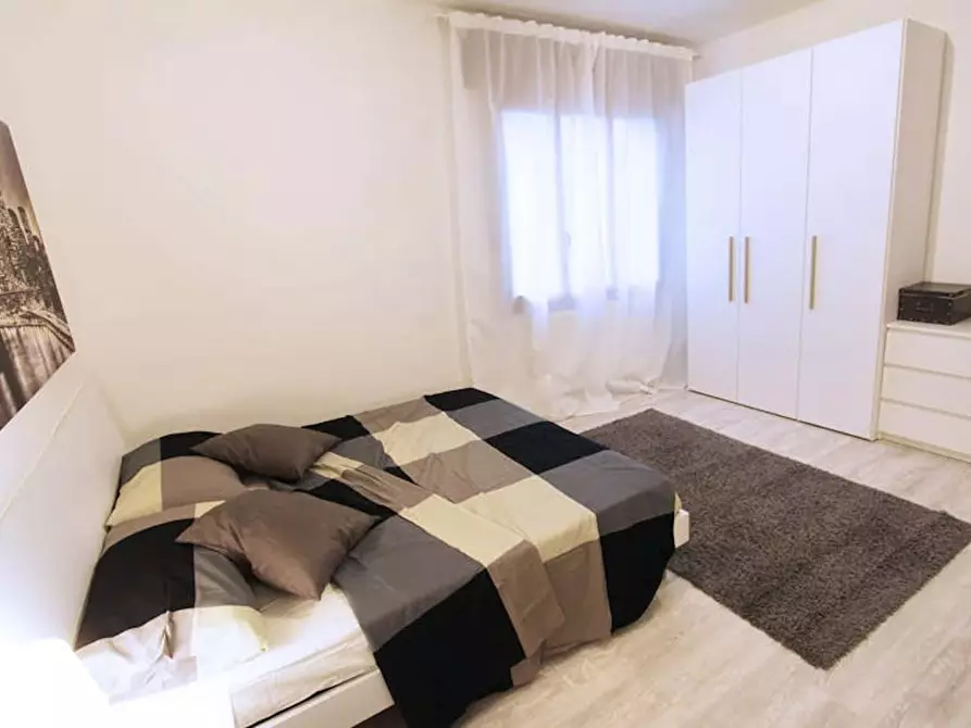 Immagine 1 di Camera in affitto  in Via Bissuola120 a Venezia