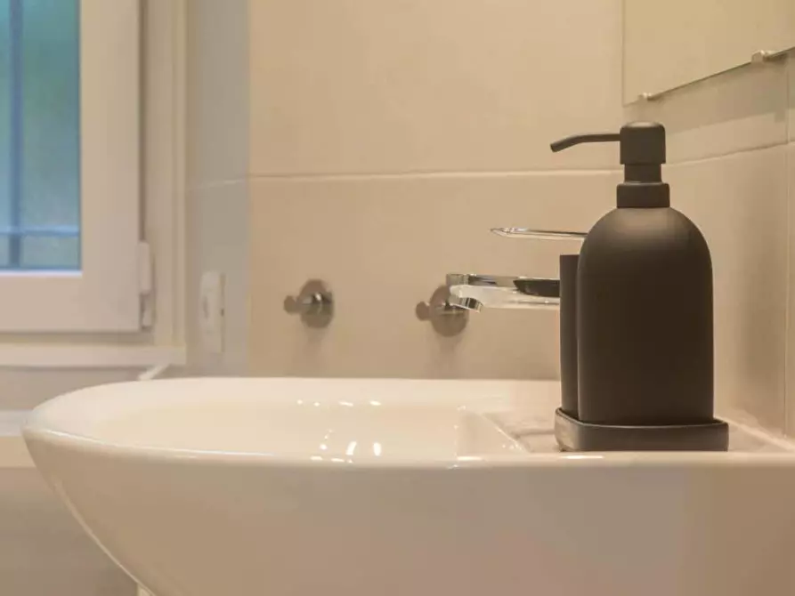 Immagine 19 di Appartamento in affitto  in Via della Giuliana101 a Roma