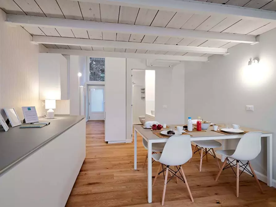 Immagine 11 di Appartamento in affitto  in Viale Argonne1 a Milano