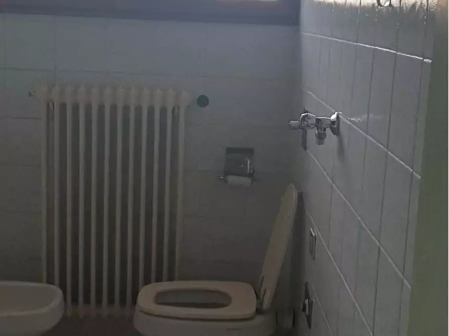 Immagine 23 di Camera in affitto  in Via Castelbarco18 a Trento