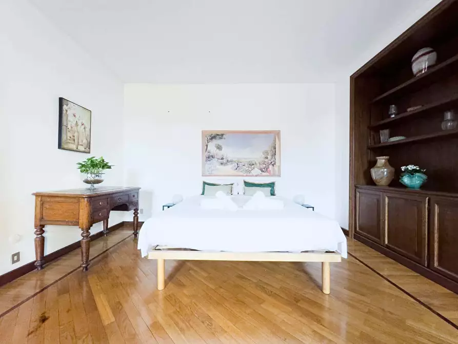 Immagine 4 di Appartamento in affitto  in Via Giulia171 a Roma