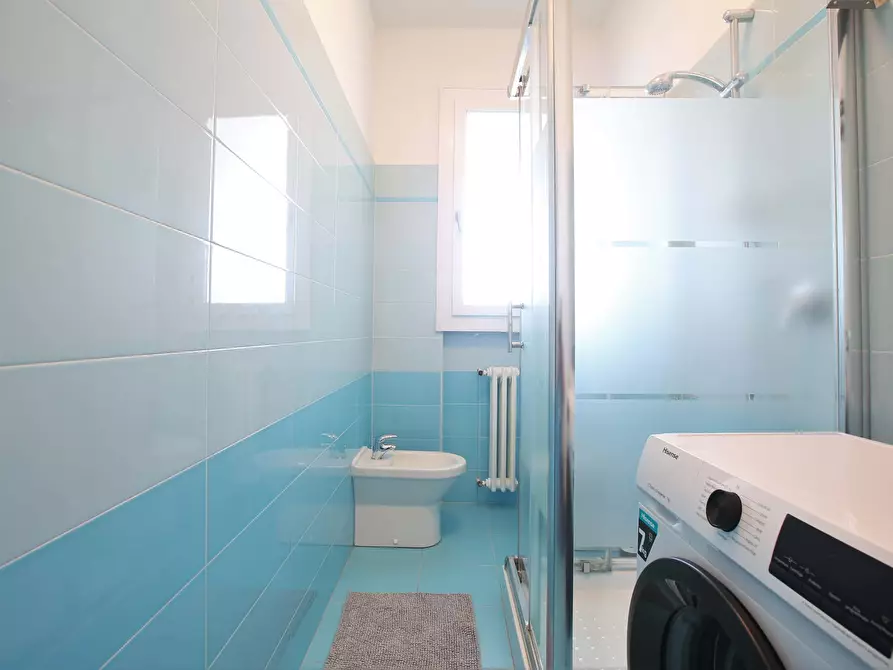 Immagine 16 di Camera in affitto  in Via Carlo Marx12 a Milano