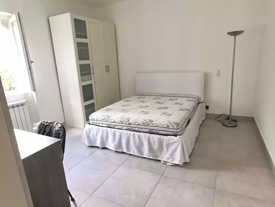 Immagine 1 di Camera in affitto  in Via Carlo Stuparich23 a Brescia