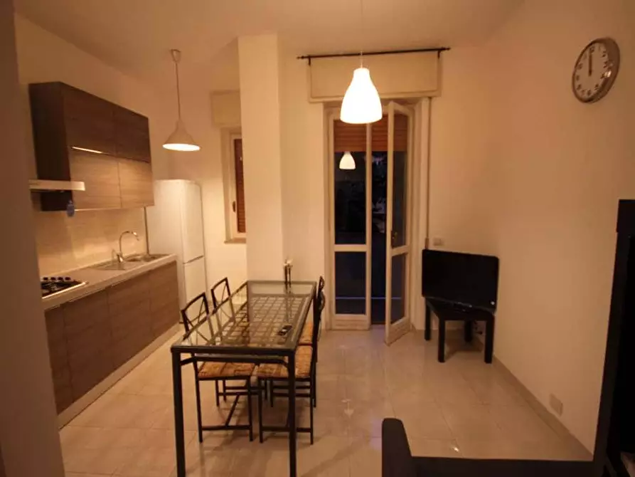 Immagine 9 di Camera in affitto  in Via Emilio De Marchi8 a Milano