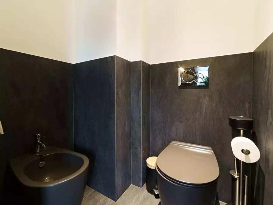 Immagine 25 di Appartamento in affitto  in Viale Francesco Restelli3 a Milano