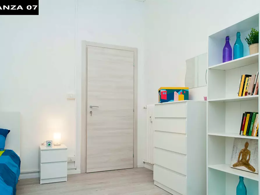 Immagine 3 di Camera in affitto  in Piazza Tancredi Galimberti25 a Torino