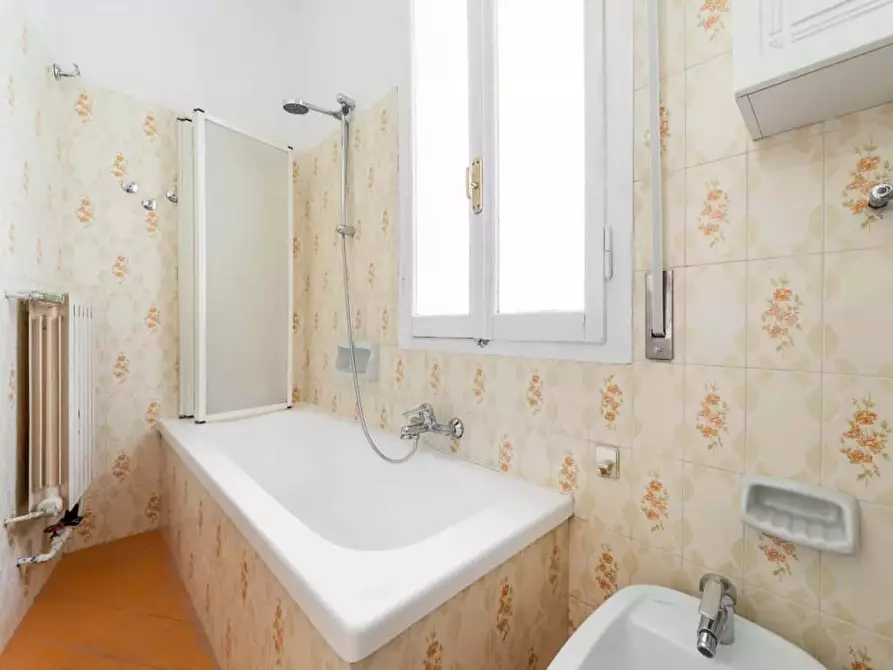 Immagine 23 di Appartamento in affitto  in Via delle Lame85 a Bologna