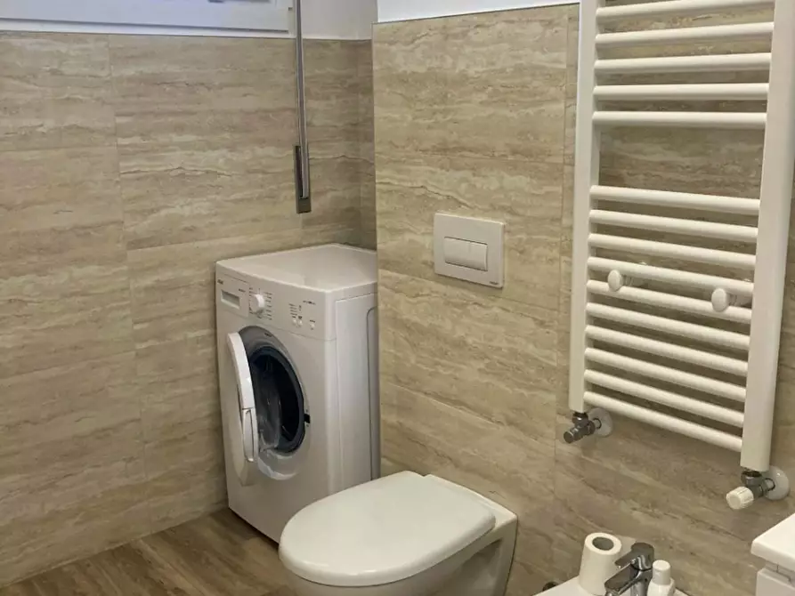 Immagine 10 di Appartamento in affitto  in Via Tommaso Grossi a Rho