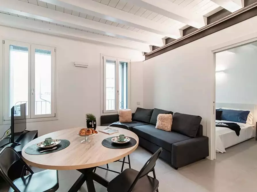 Immagine 1 di Appartamento in affitto  in Piazza Giovanni Amendola11 a Como