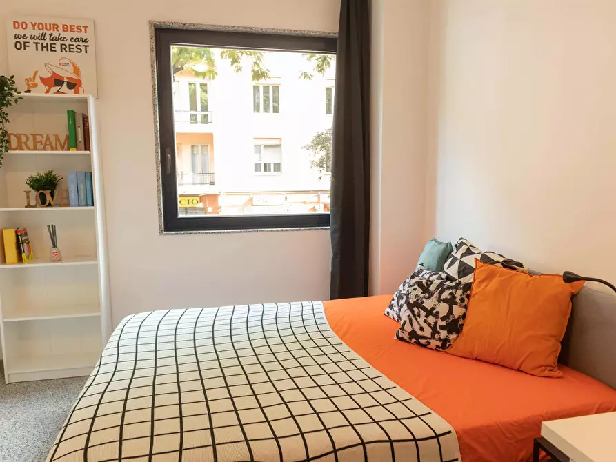 Immagine 3 di Camera in affitto  in Via Dante Alighieri108 a Cagliari