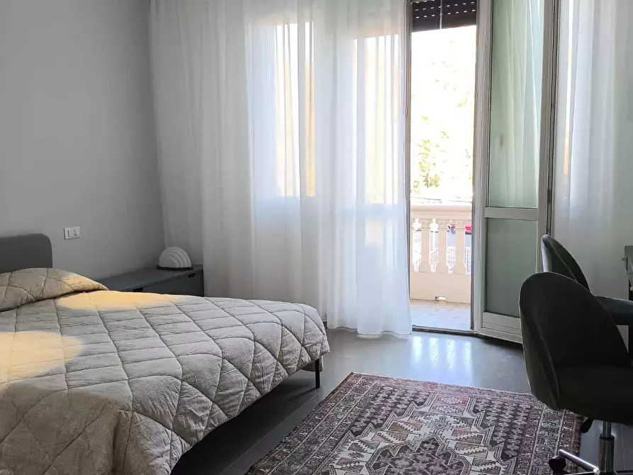 Immagine 115 di Appartamento in affitto  in Via Irnerio9 a Bologna