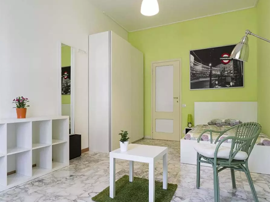 Immagine 9 di Camera in affitto  in Via Vincenzo Monti77 a Milano