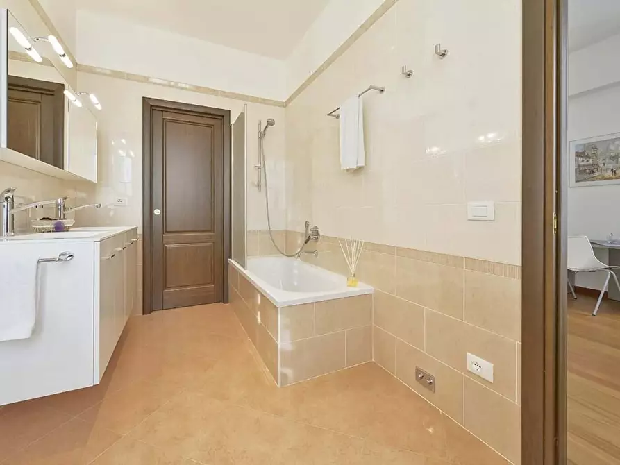 Immagine 21 di Appartamento in affitto  in Via dei Pandolfini16 a Firenze