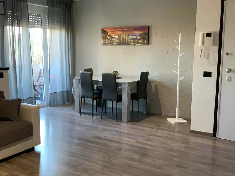 Immagine 12 di Appartamento in affitto  in Via delle Querce1 a Rodano