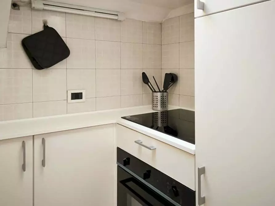 Immagine 12 di Camera in affitto  in Via Vigevano22 a Milano