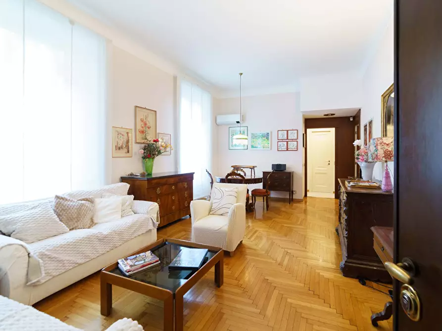 Immagine 21 di Appartamento in affitto  in Viale Romagna37 a Milano