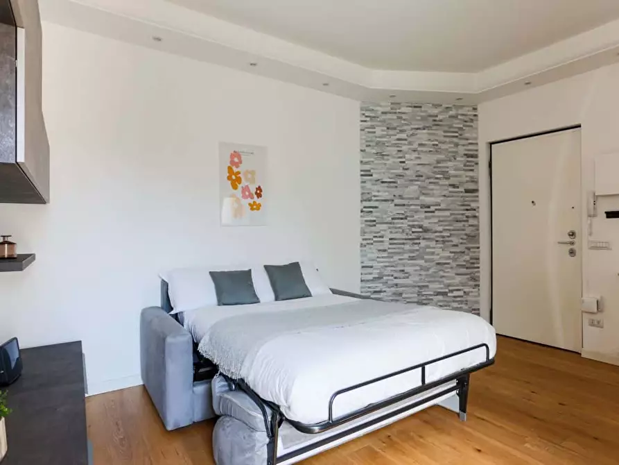 Immagine 6 di Appartamento in affitto  in Via Giovanni Battista Pergolesi a Milano