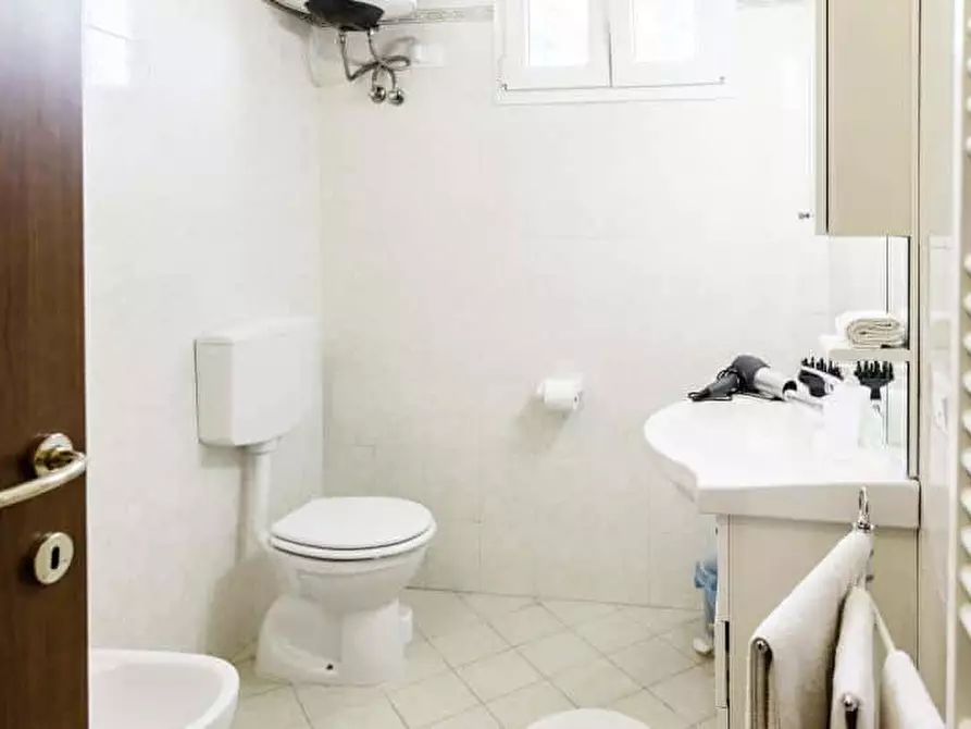 Immagine 12 di Appartamento in affitto  in Via Mazzini24 a Bologna