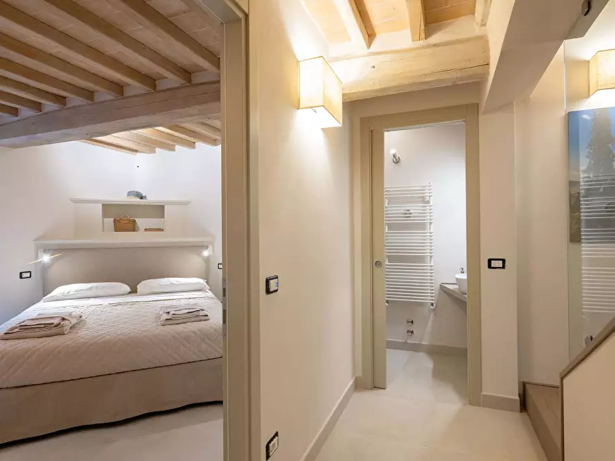 Immagine 26 di Appartamento in affitto  in Località Torreone95 a Cortona