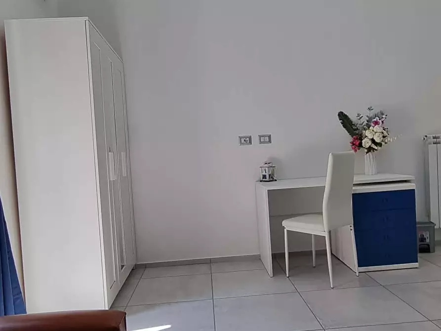 Immagine 9 di Camera in affitto  in Via dei Tribunali268 a Napoli