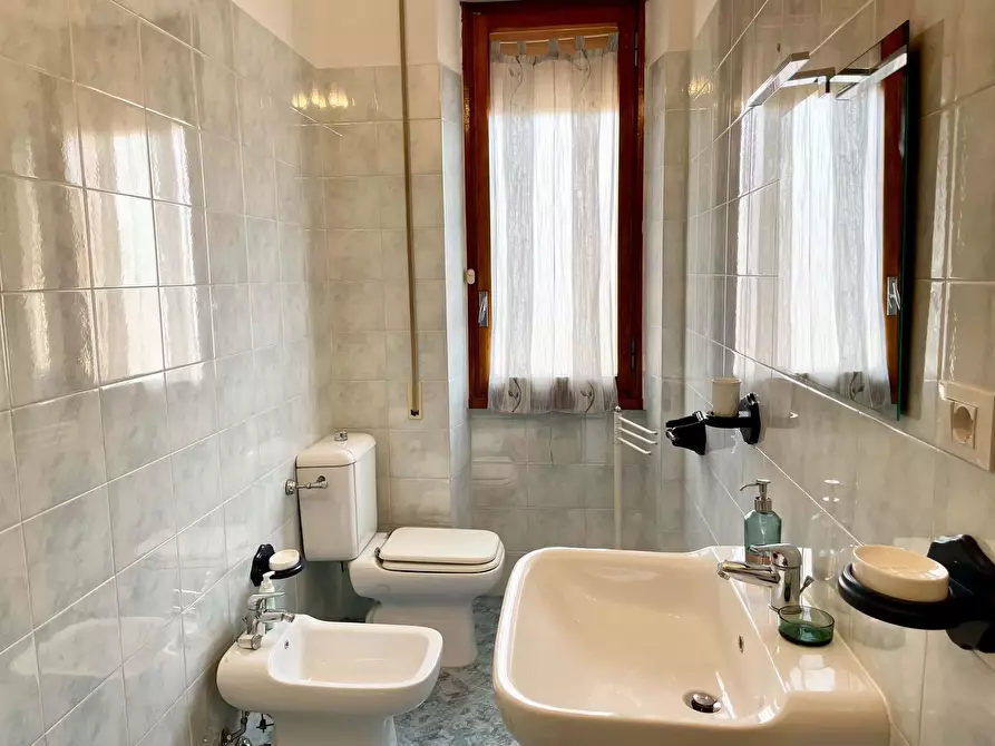 Immagine 14 di Camera in affitto  in Via Caduti di Cefalonia60 a Firenze