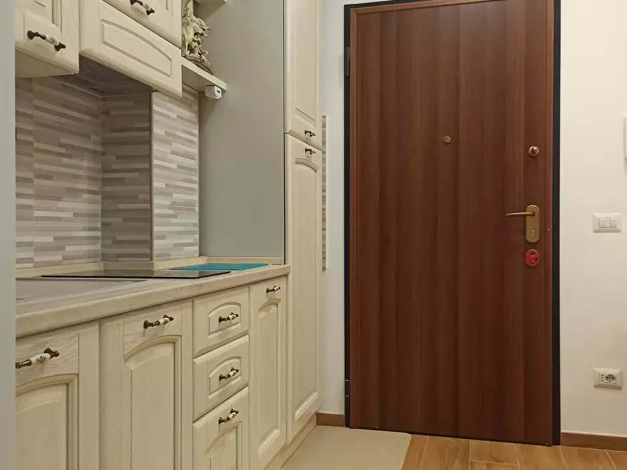 Immagine 3 di Appartamento in affitto  in Via Castell'Umberto27 a Roma