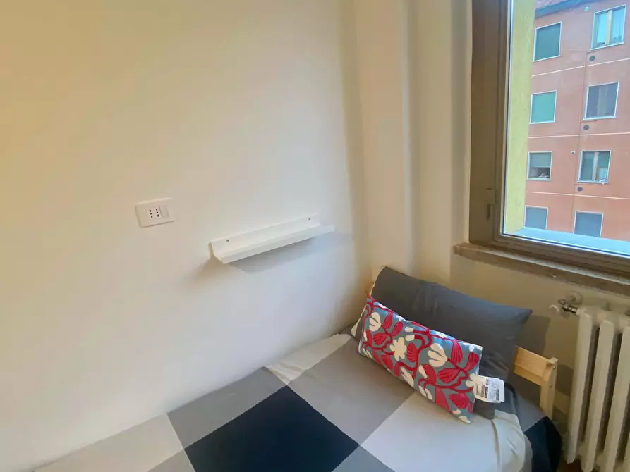 Immagine 2 di Camera in affitto  in Via Cascina Barocco13 a Milano