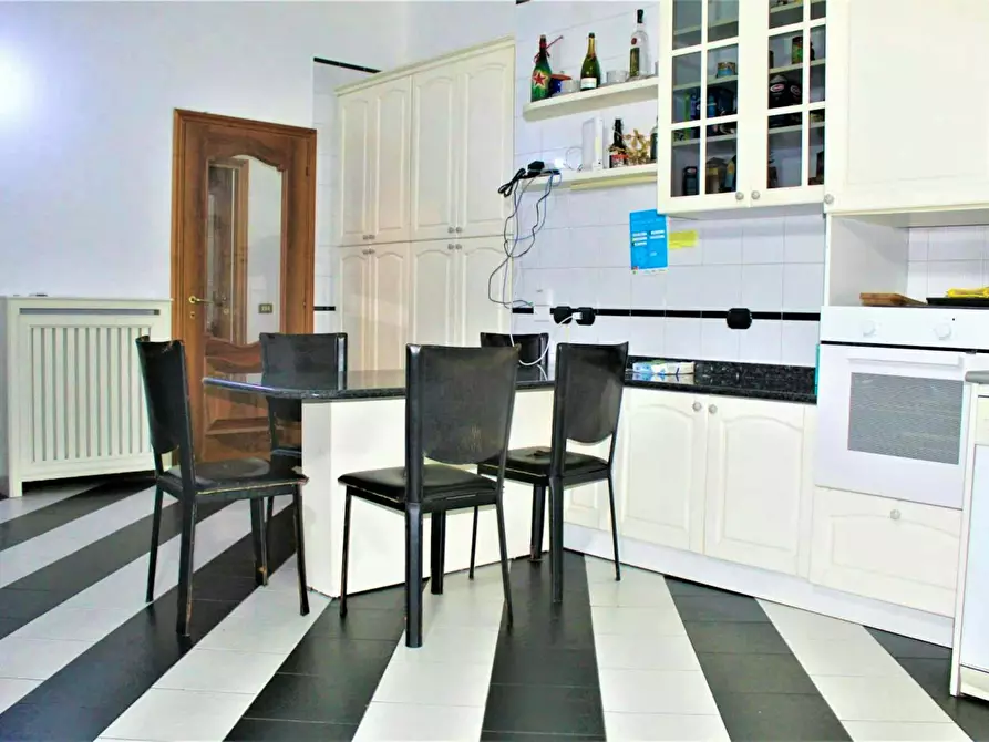 Immagine 9 di Camera in affitto  in Viale Sarca a Milano