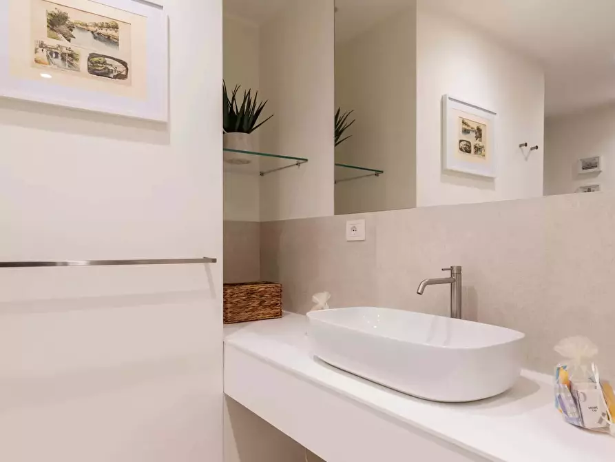 Immagine 6 di Appartamento in affitto  in Via della Moscova46 a Milano