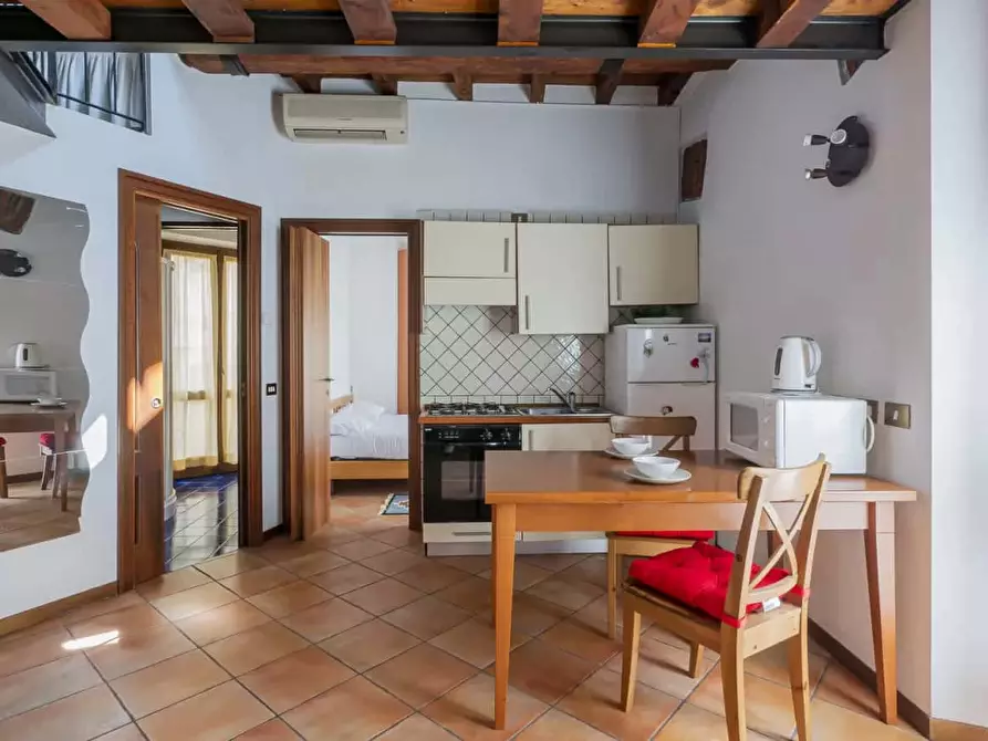 Immagine 4 di Appartamento in affitto  in Via Lodovico Muratori10 a Milano