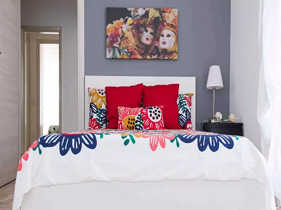 Immagine 3 di Camera in affitto  in Viale Legioni Romane5 a Milano