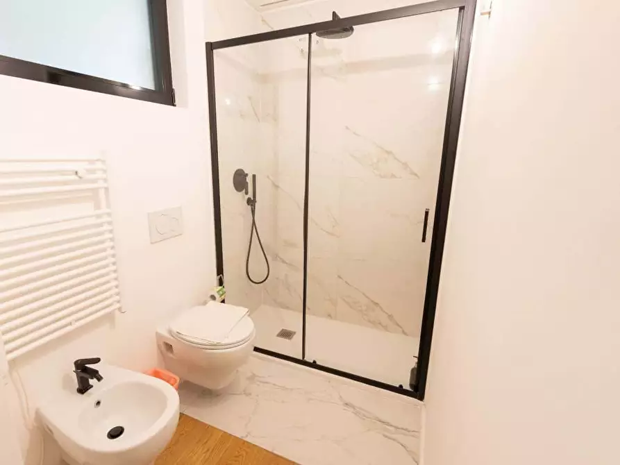 Immagine 9 di Appartamento in affitto  in Via Lambro12 a Milano