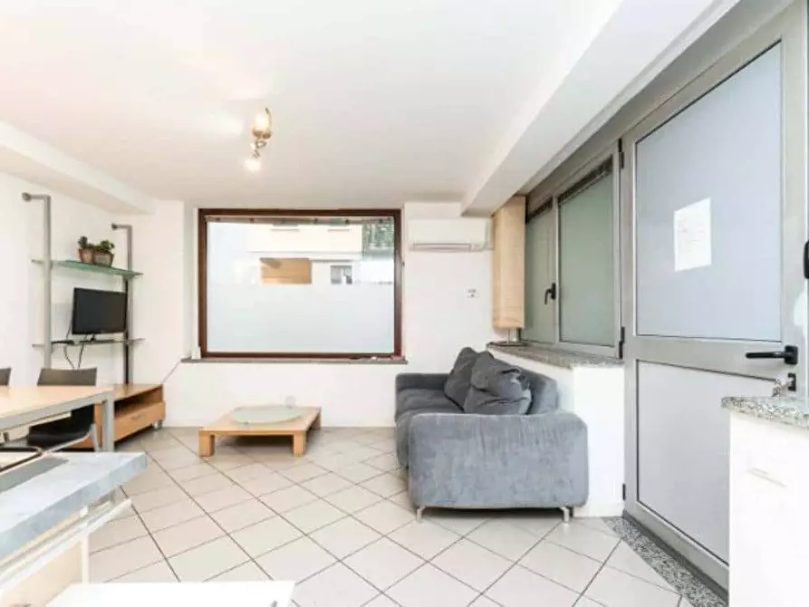 Immagine 1 di Appartamento in affitto  in Via Alessandro Stradella9a a Milano