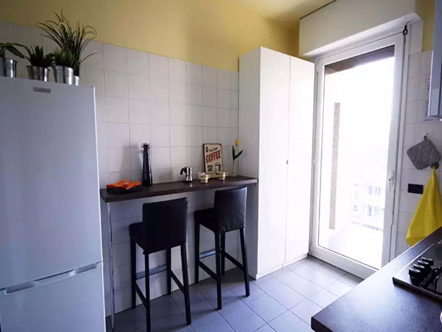 Immagine 32 di Camera in affitto  in Via Gustavo Fara39 a Milano