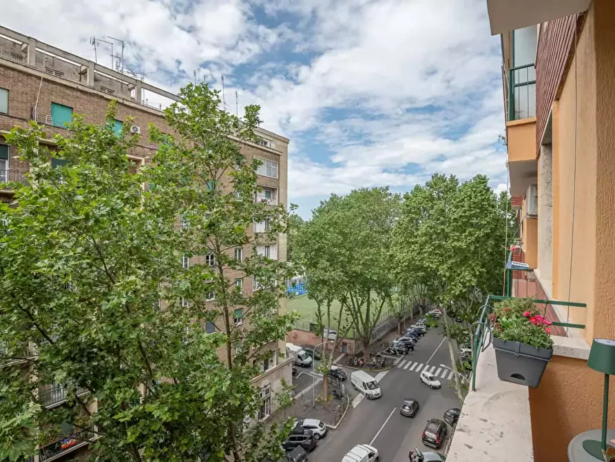 Immagine 25 di Appartamento in affitto  in Via Satrico29 a Roma