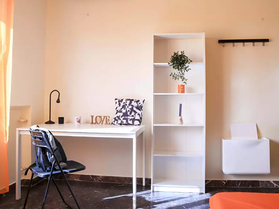 Immagine 5 di Camera in affitto  in Via Ludovico Ariosto11 a Cagliari