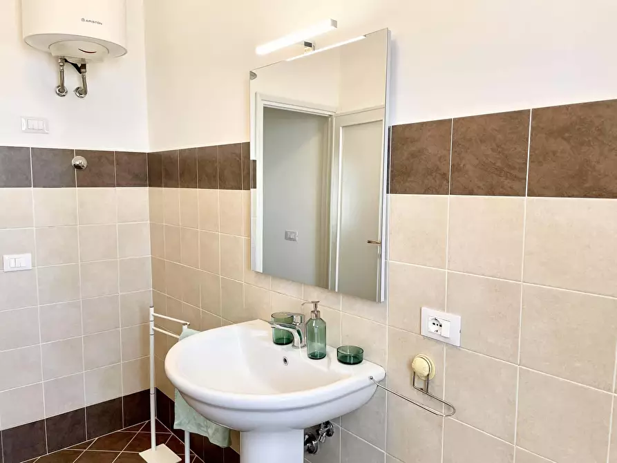 Immagine 9 di Camera in affitto  in Via Quintino Sella44 a Firenze